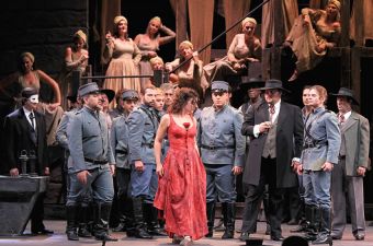 Bizet Carmen | Greek National Opera | Carmen: Mary-Ellen Nesi | Stage director: Vassilis Nikolaidis | Conductor: Elias Voudouris | photo © Stefanos