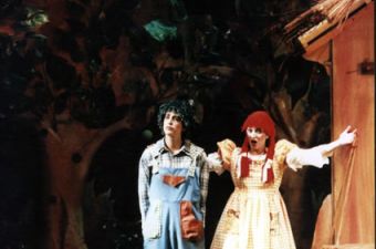 Humperdinck Hänsel und Gretel | Greek National Opera | Hänsel: Mary-Ellen Nesi, Gretel: Maria Gousseti | photo © Stefanos